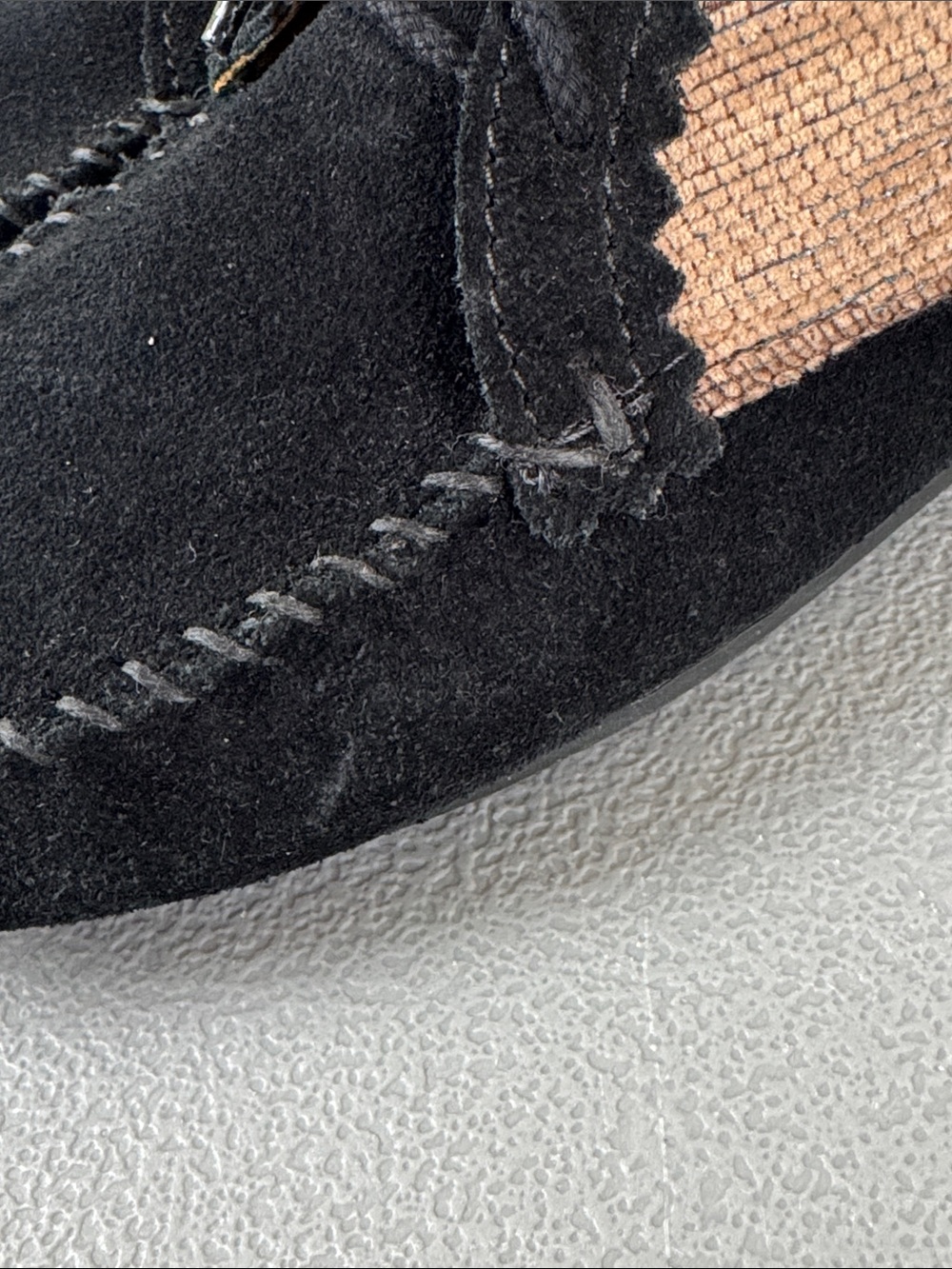 Minnetonka El Paso Ankle Boot Moccasin. Size 8. - Picture 9 of 12